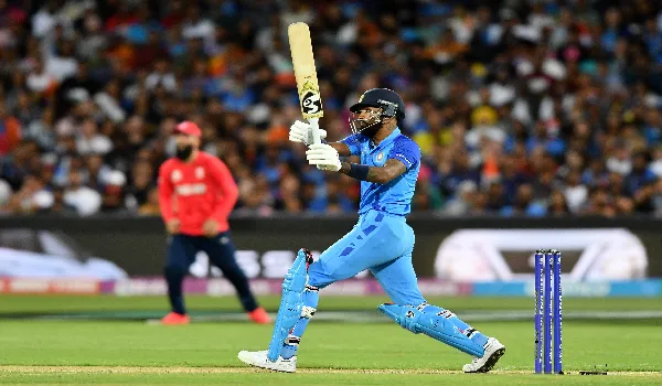 IND vs ENG: हार्दिक पांड्या ने 33 गेंद पर 63 रन बनाए, सेमीफाइनल में इंग्लैंड को 169 रनों का टारगेट